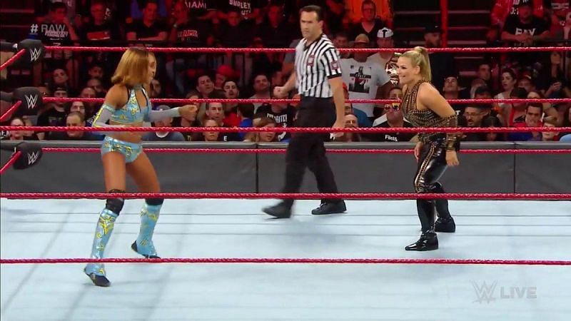 Alicia Fox and Natalya didn't have a great match on Raw